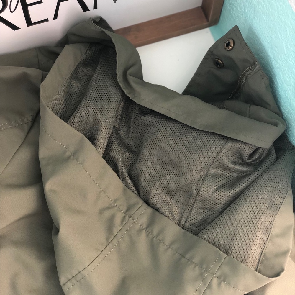 Jacket - Picture 4 of 4